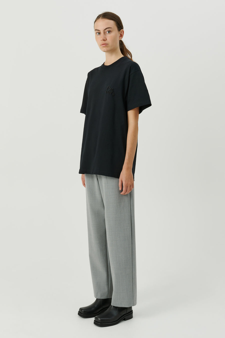 SOULLAND Kai Beaded Logo T-shirt T-shirt Black